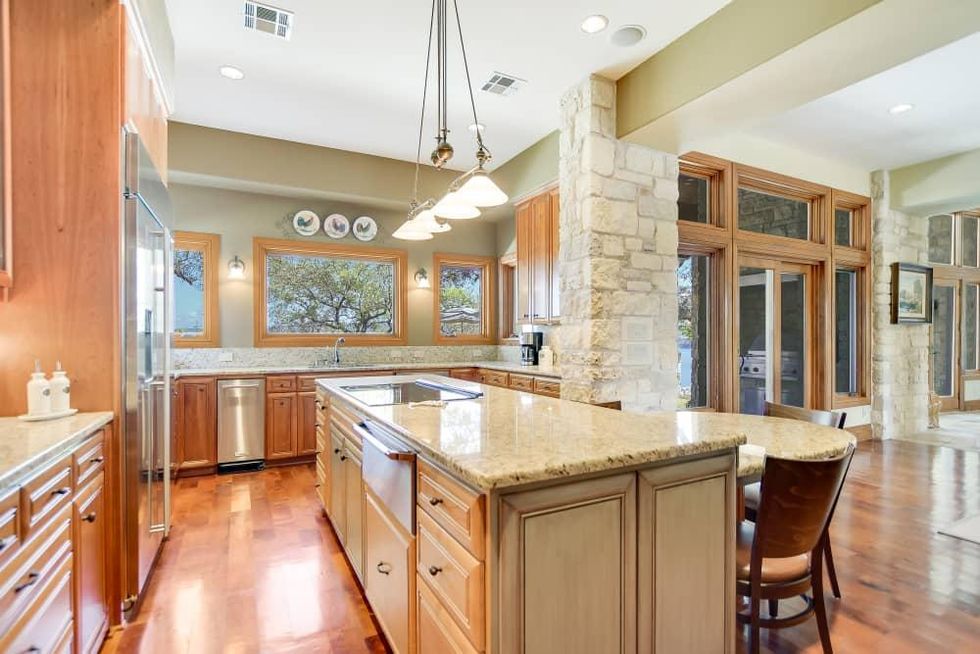 3022_Cliff_Overlook_Spice