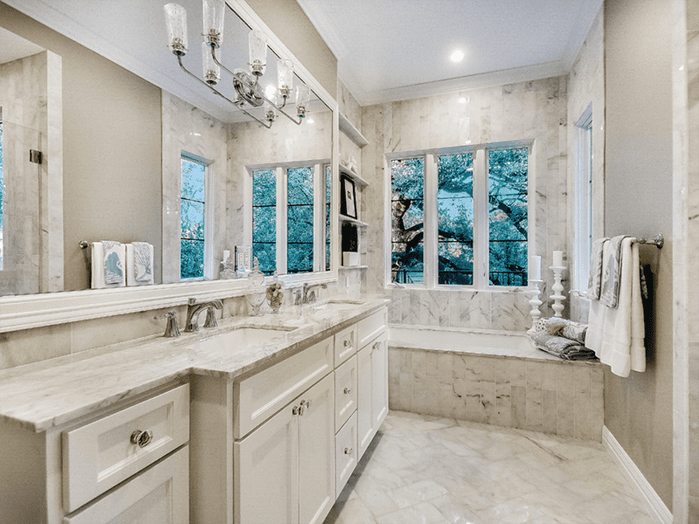 3612 Enfield -Master Bath (1)