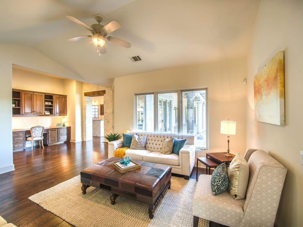 3620 Ranch Creek house for sale living room