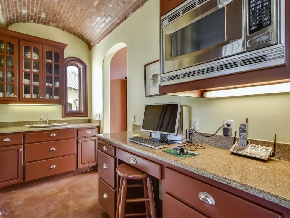 3904 Toro Canyon Rd Austin house for sale kitchen