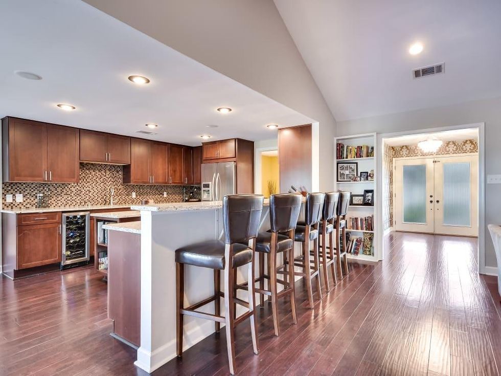 3914 Glengarry Dr Austin house for sale kitchen