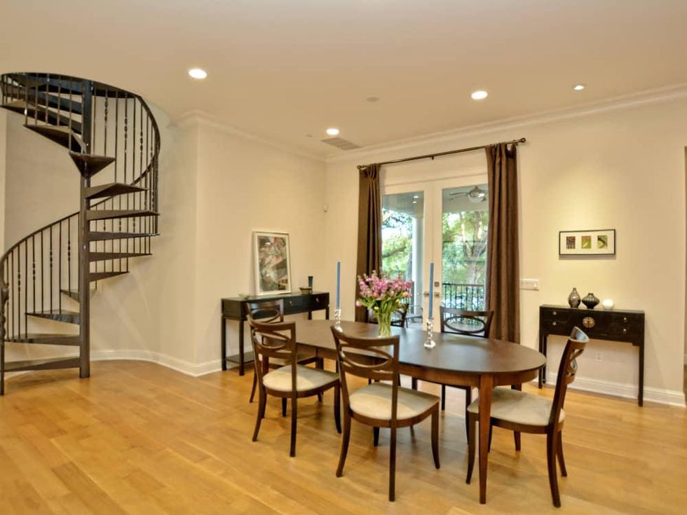 400 Almarian Austin house for sale dining room