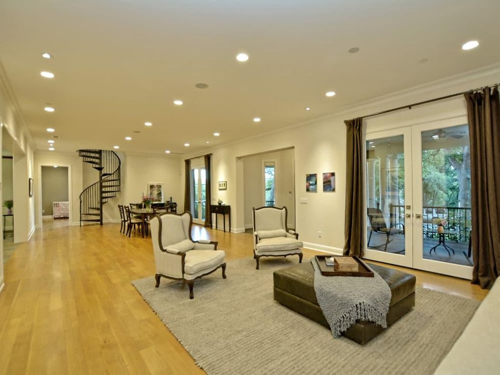 400 Almarian Austin house for sale great room