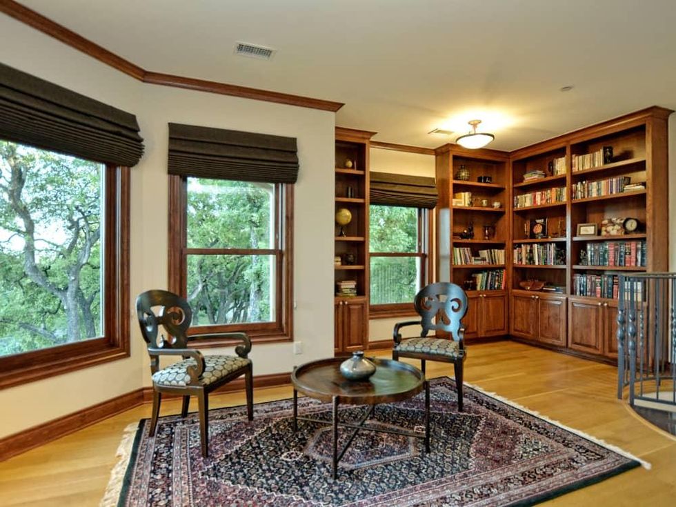 400 Almarian Austin house for sale library