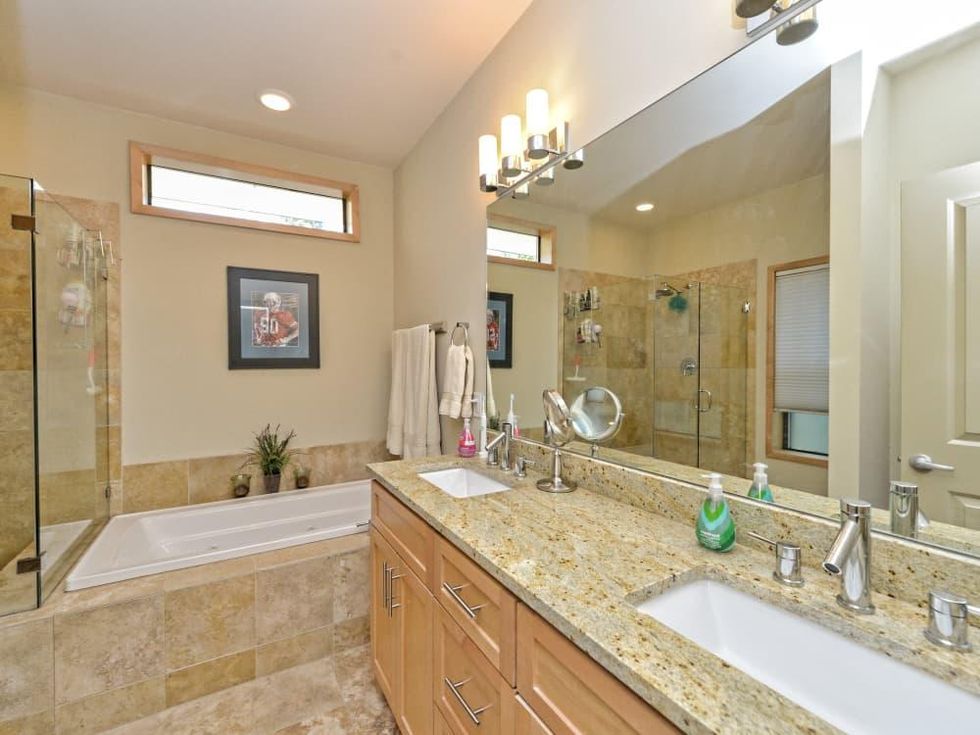 4021 Valley View Austin condo for sale