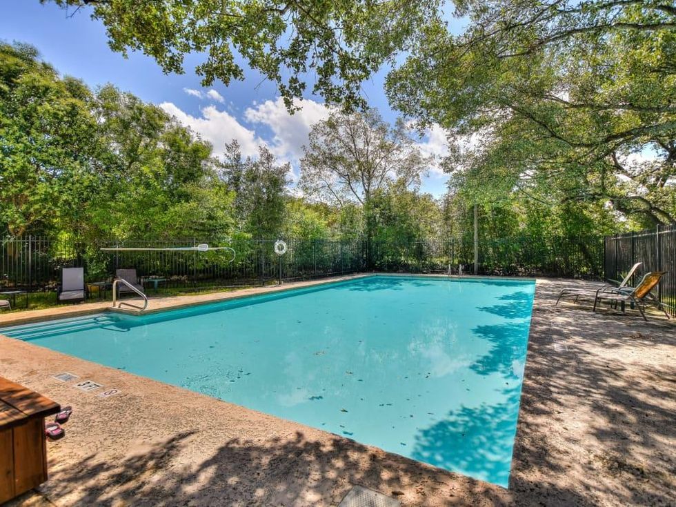 4407 Canyonside Austin home for sale pool