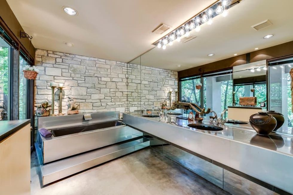 4427 Crestway Dr. Austin home for sale