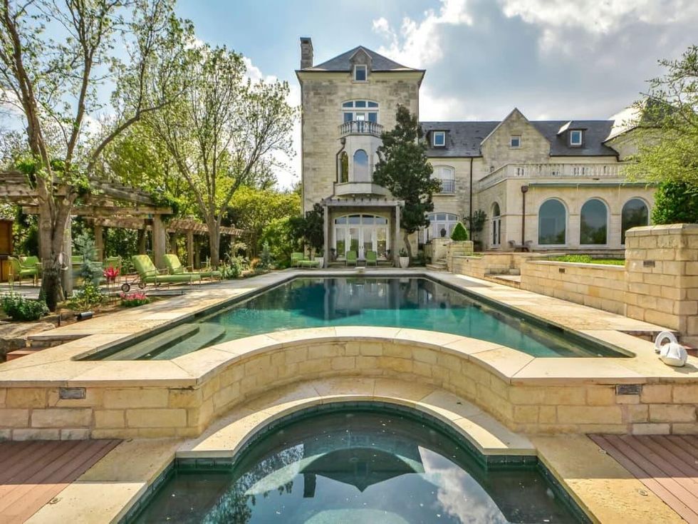 4521 Commanders Point Drive