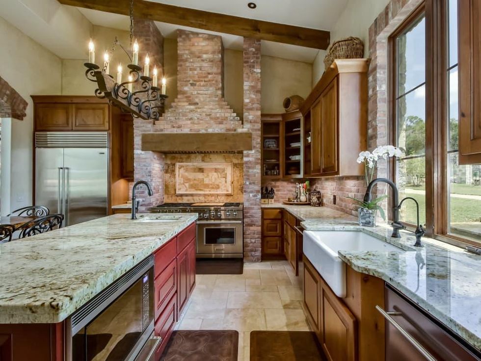 453 Covered Bridge Austin home for sale