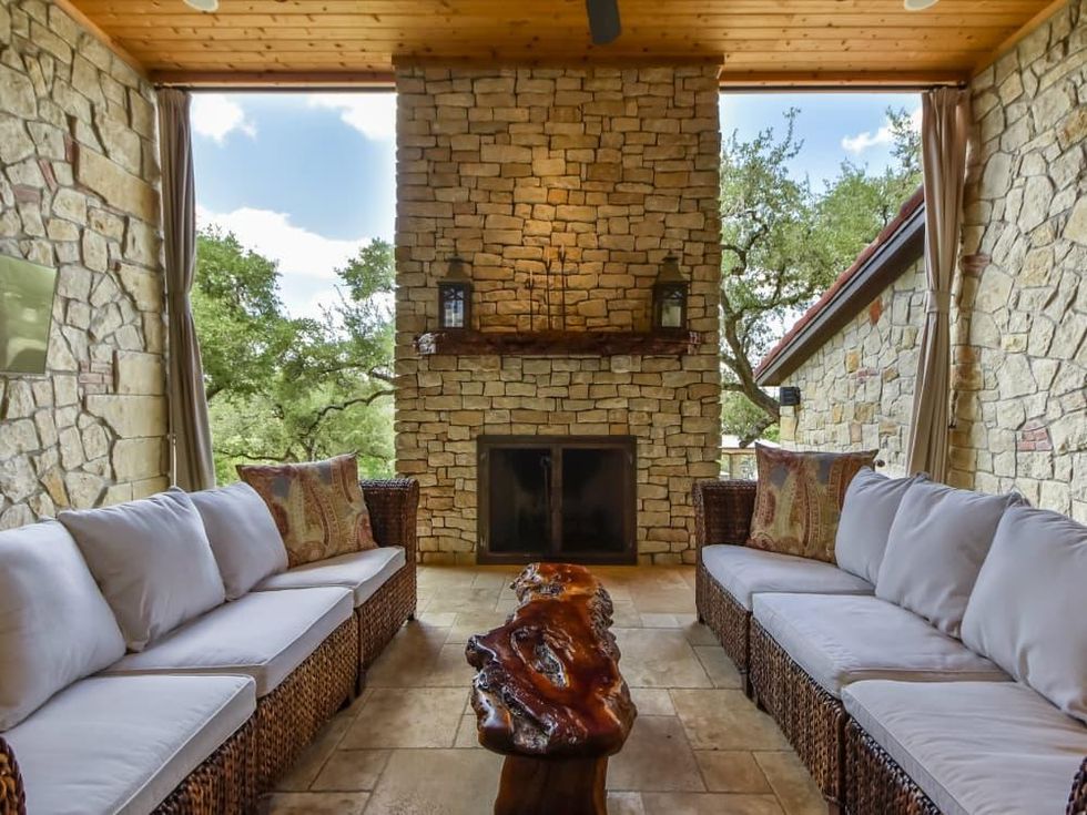 453 Covered Bridge Austin home for sale