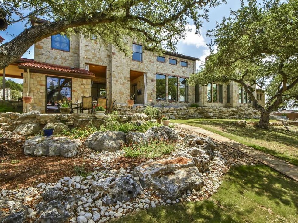 453 Covered Bridge Austin home for sale