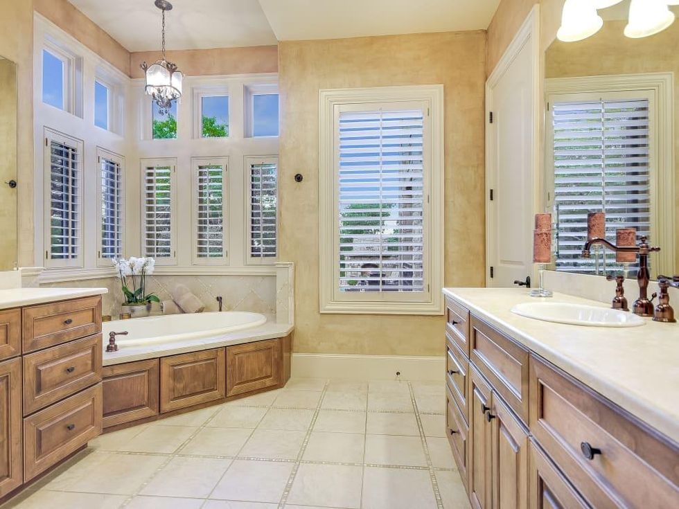 4920 Barclay Heights