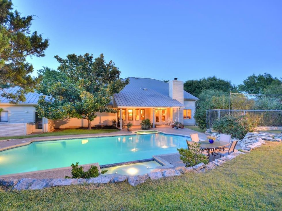 5 Muir Lane Austin house for sale pool