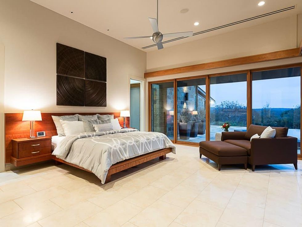 5221 Musket Cove Austin house for sale master bedroom