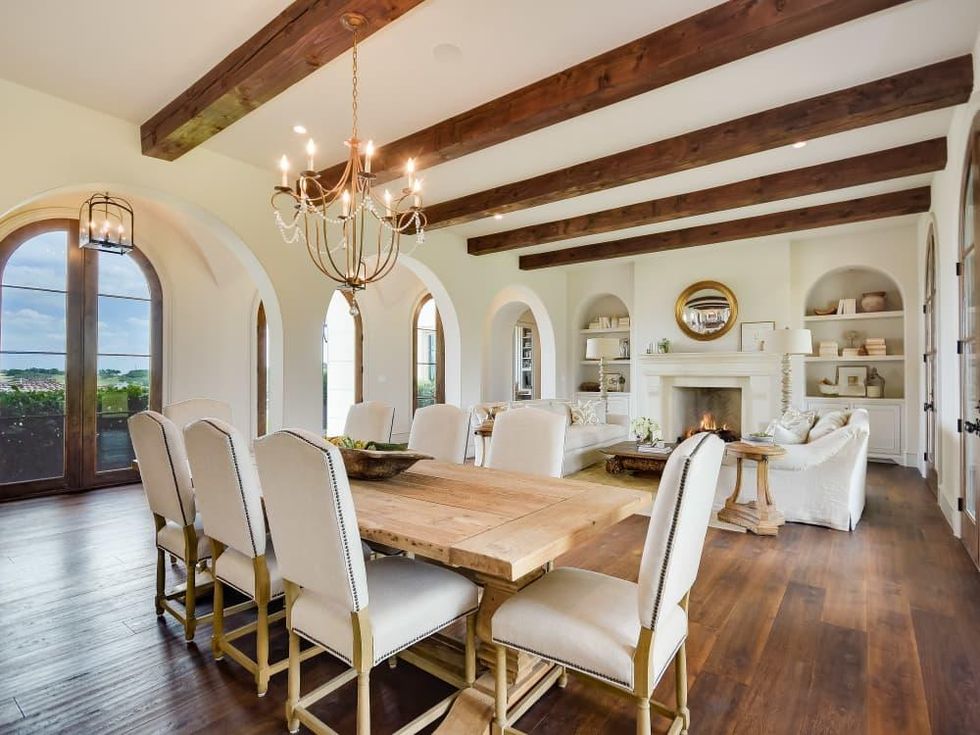 5709 Spanish Oaks Club Austin house for sale dining room