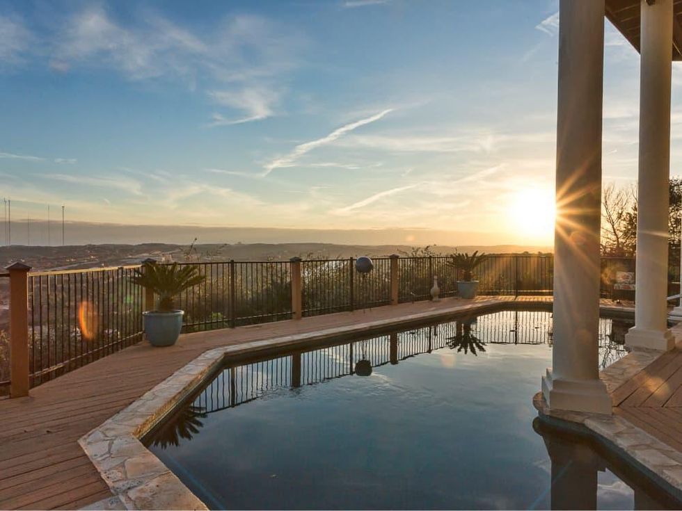 6603 Courtyard Austin house for sale pool