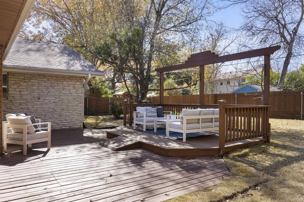 6806 Pioneer Place, Austin home for sale