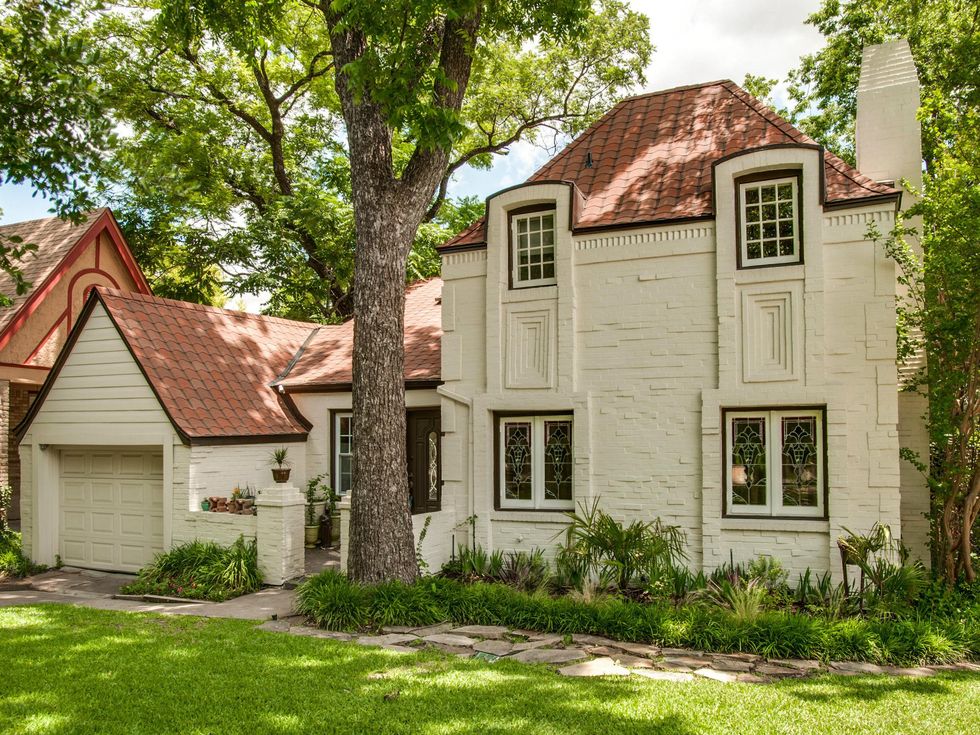 6922 vivian ave, charles dilbeck, hollywood heights