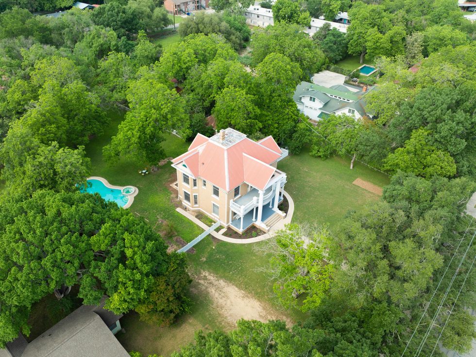 703 W. San Antonio St., Lockhart home for sale