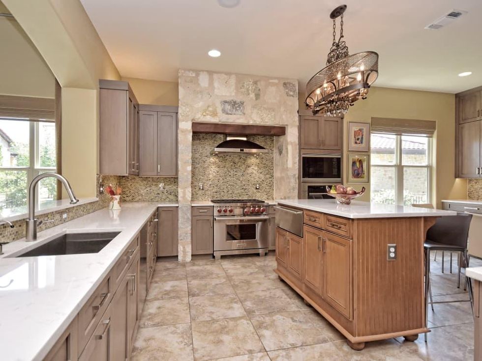 7200 Turnbuoy Austin house for sale kitchen