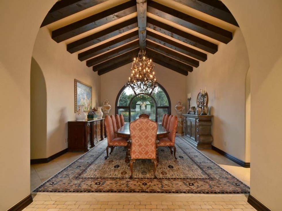7900 Escala Austin house for sale dining room
