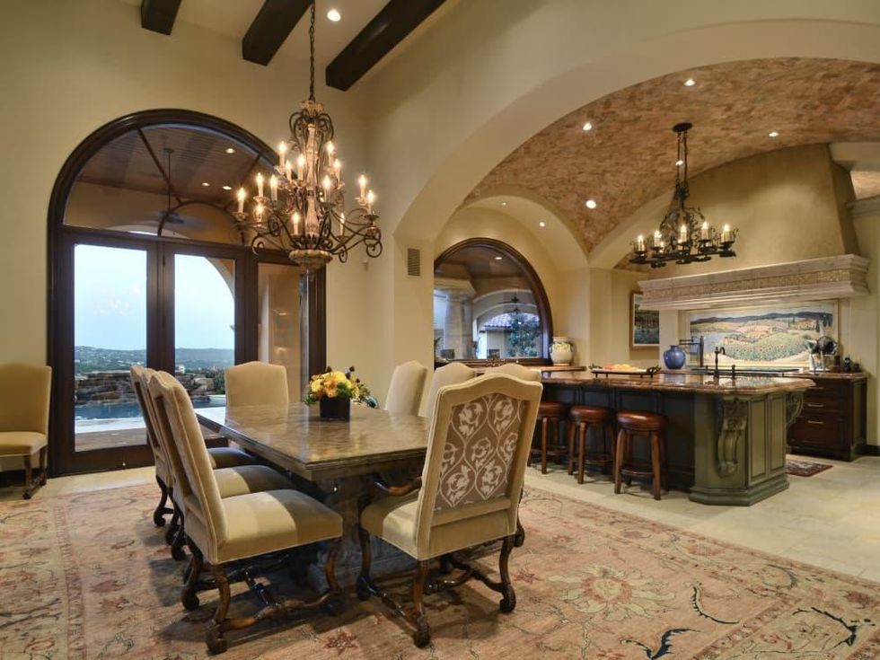 7900 Escala Austin house for sale dining room