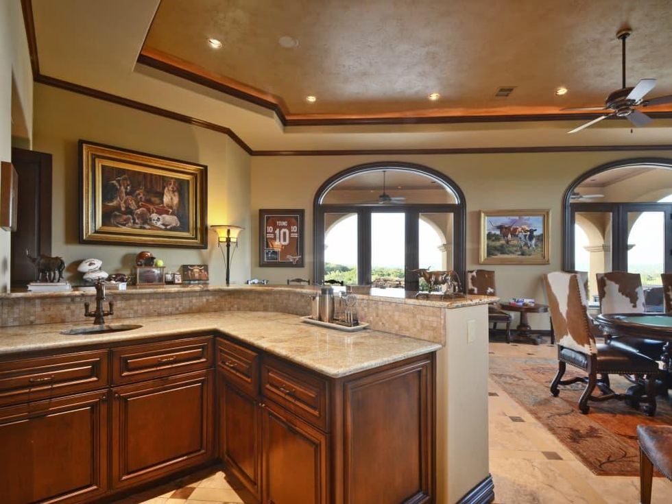 7900 Escala Austin house for sale kitchen