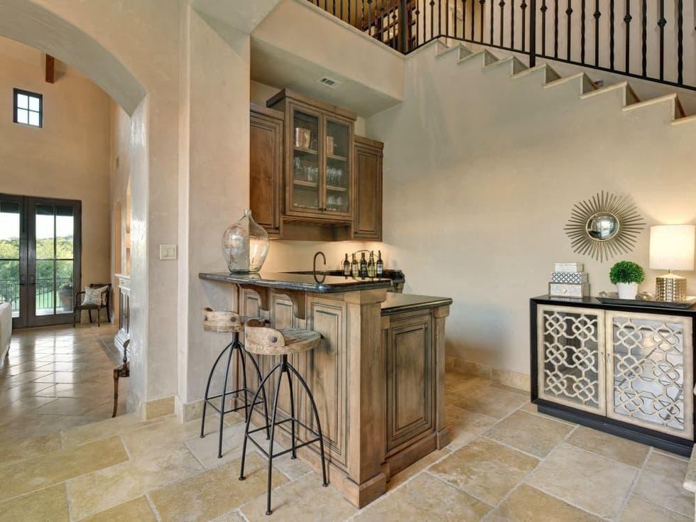 8533 Calera Austin house for sale entryway