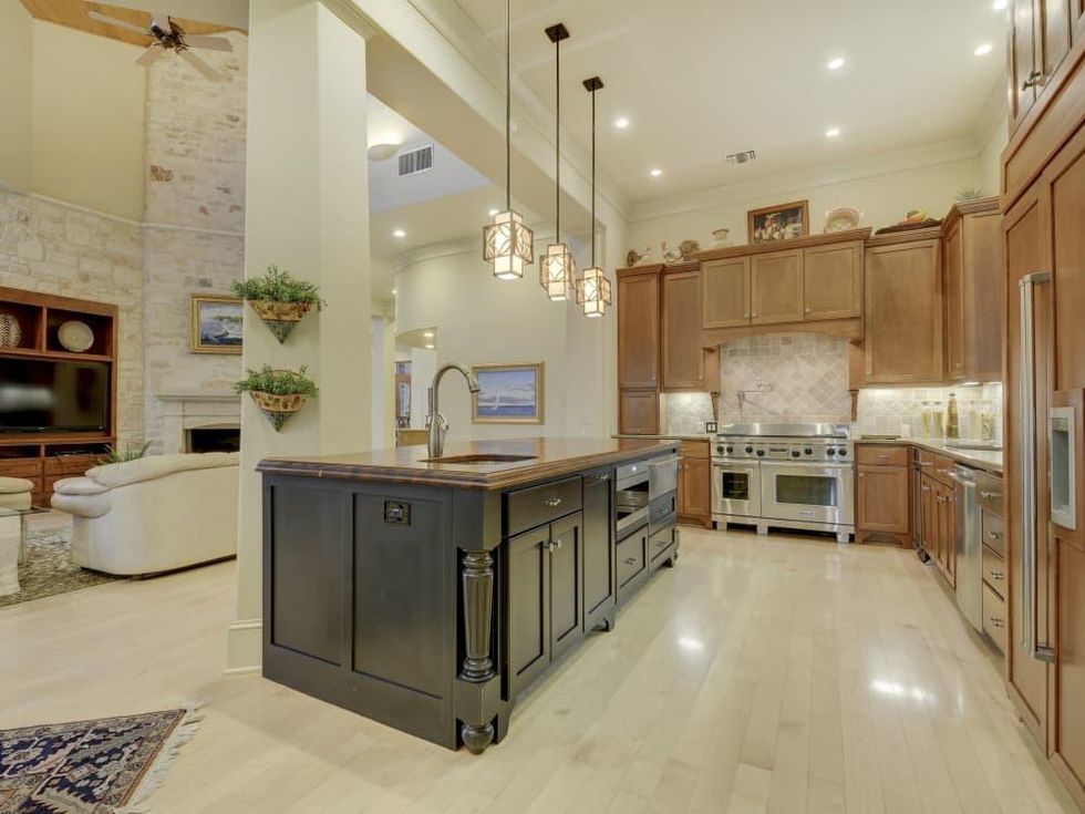 8606 Navidad Austin house for sale