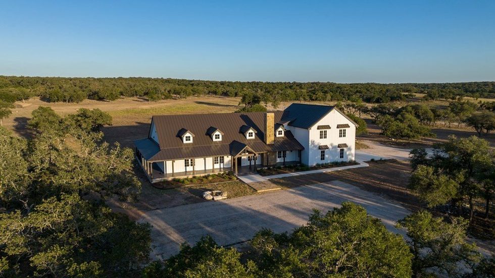 862 Grape Creek Road, Fredericksburg home for sale