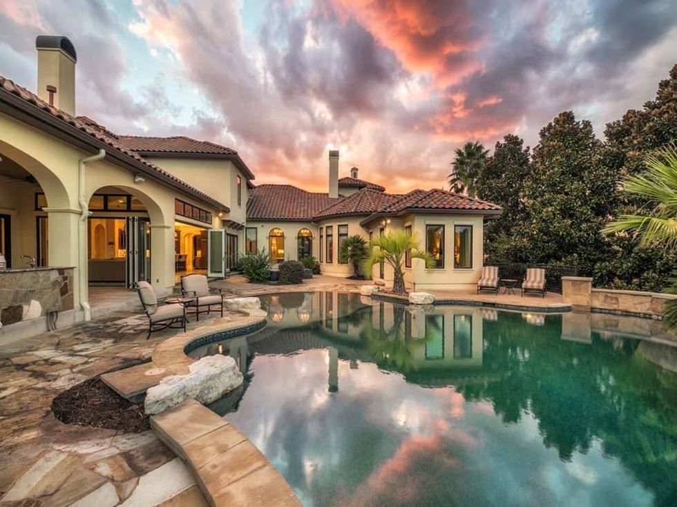 9113 Camelback Exterior 2