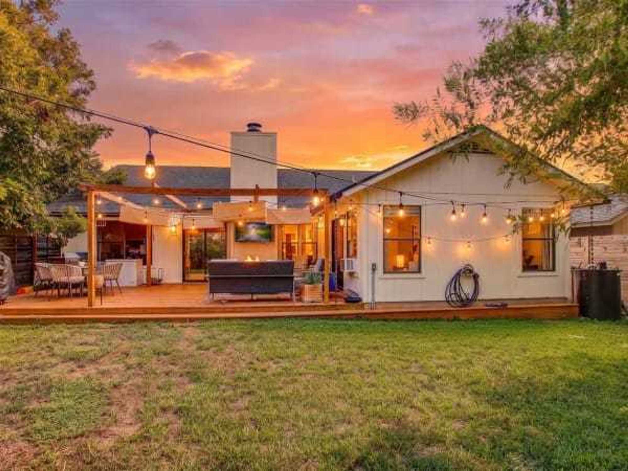 9706 Woodshire Drive, Austin home for sale, Tanglewood Forest