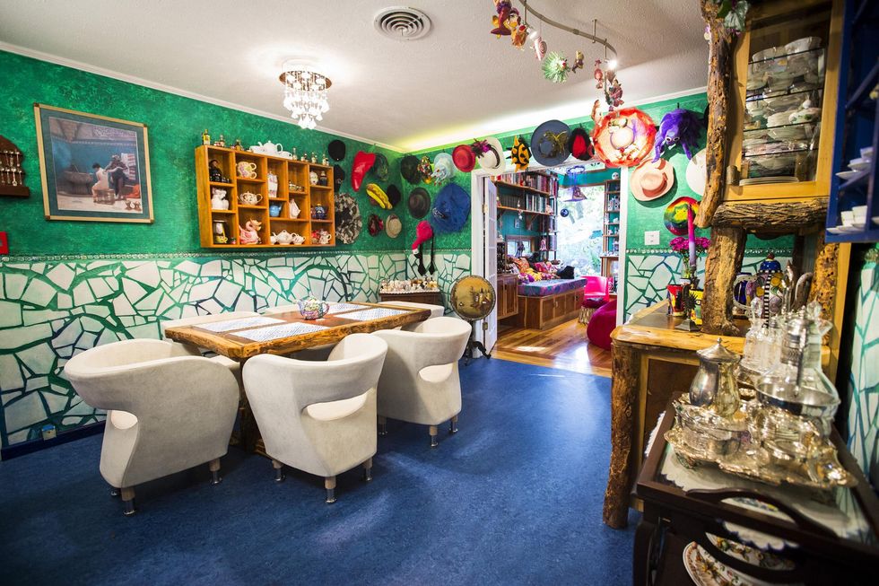 A Mermaid's Oasis of Color on the Weird Homes Tour in Austin.