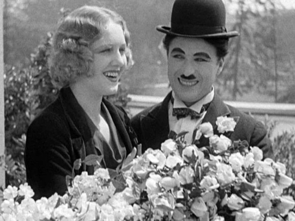 Alamo 100 presents Charlie Chaplin in film City Lights