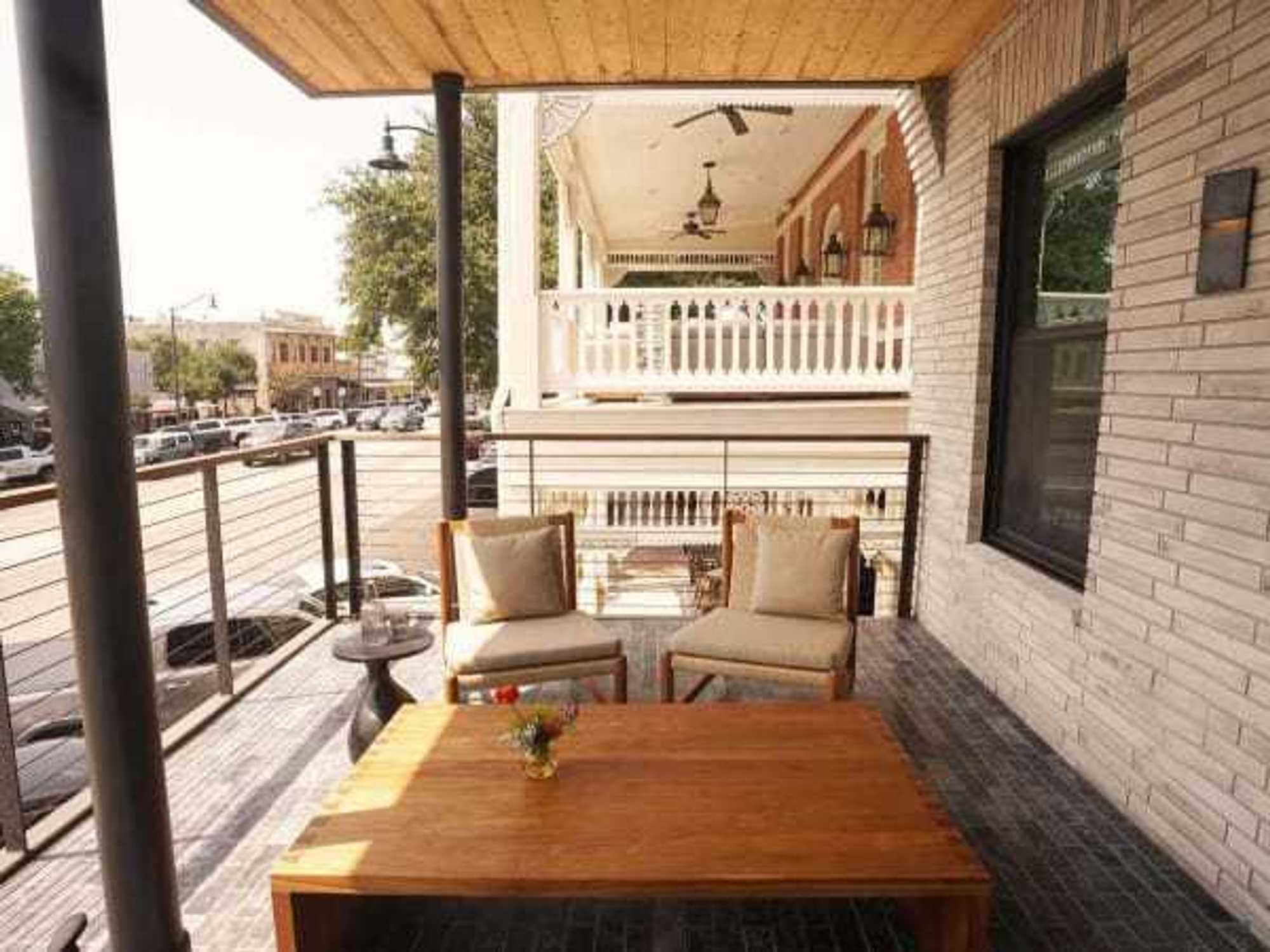 Albert Hotel porch
