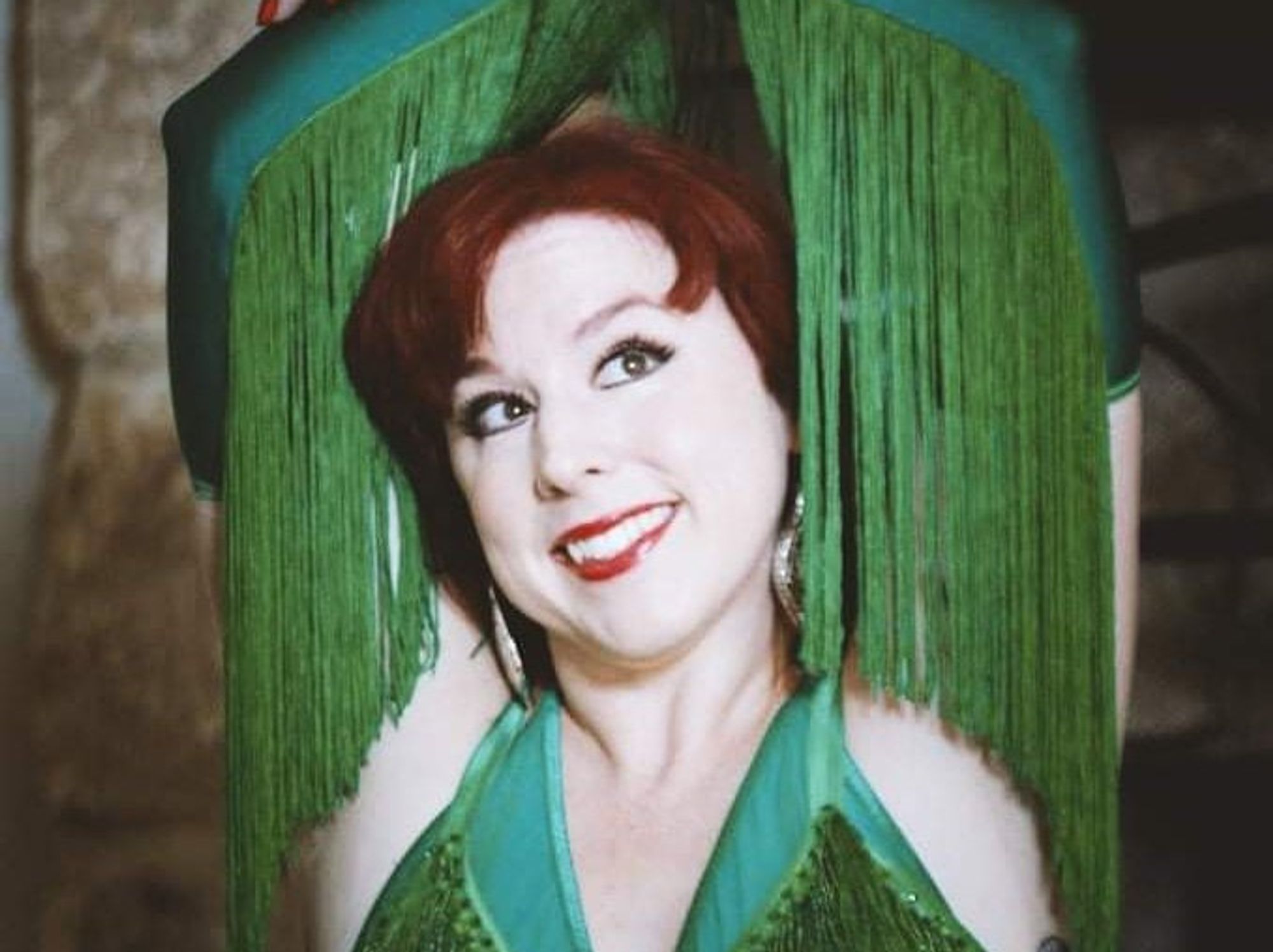 Amelie Ahmose burlesque dancer