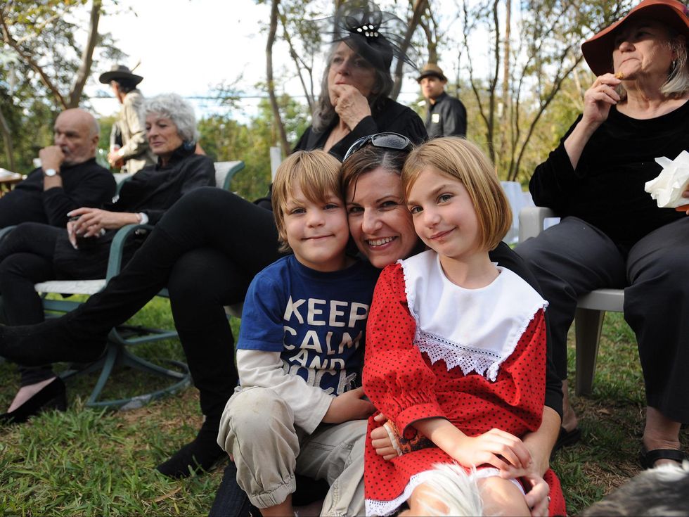 Andrea Ariel Party 4811