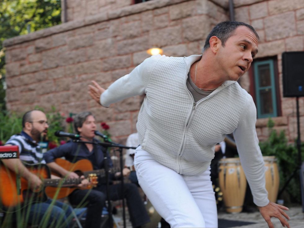 Andrea Ariel Party 4974