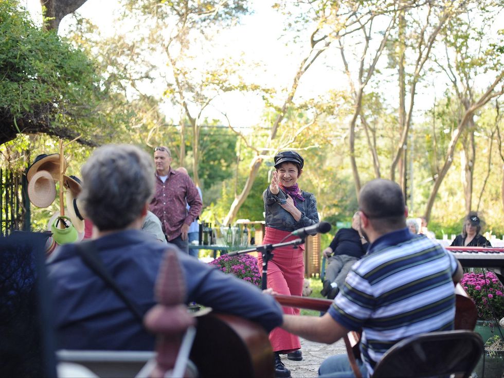 Andrea Ariel Party 5186