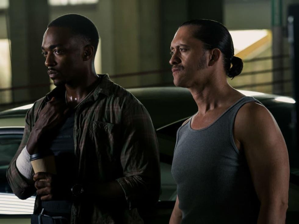 Anthony Mackie and Clifton Collins Jr. in Triple 9