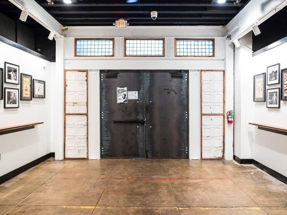 Antone's downtown venue Fifth Street 2016 front door interior shot