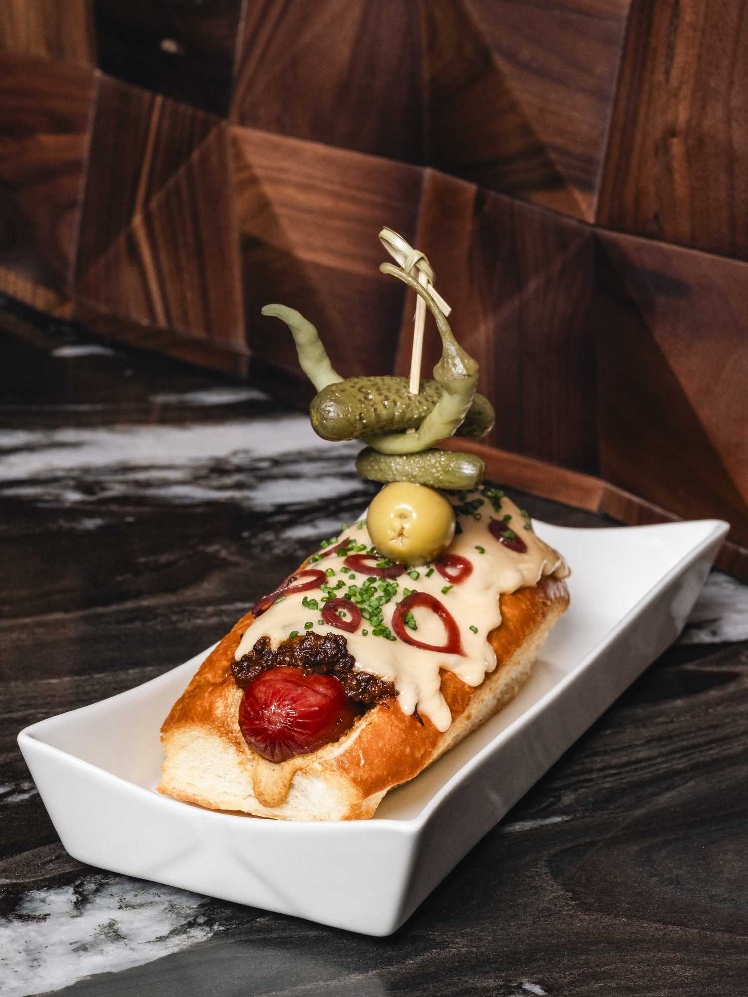 Apt 115 chef's chili dog