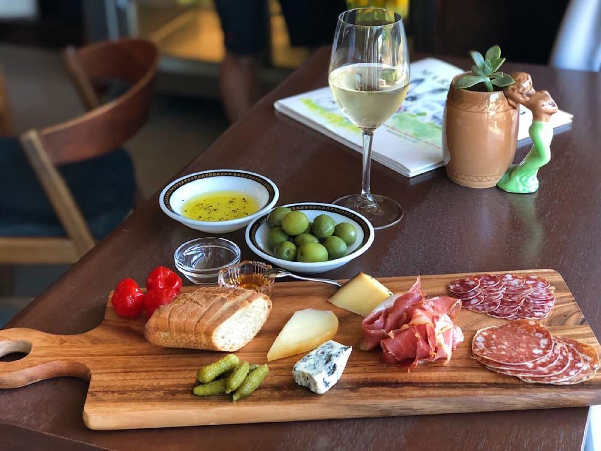 Apt 115 wine bar ATX