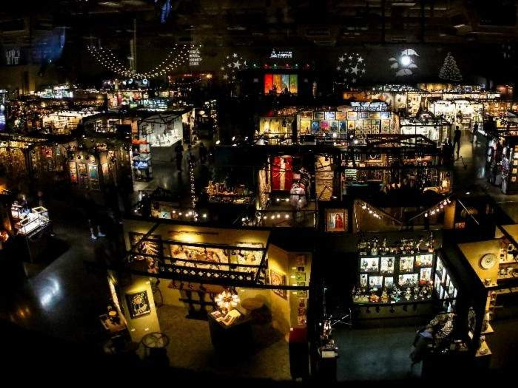 Armadillo Christmas Bazaar