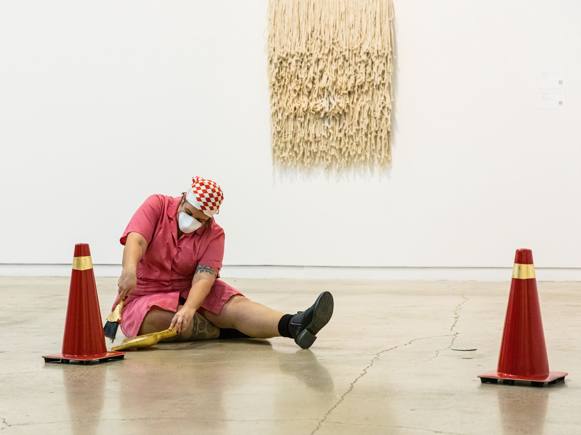 Artist Veronica Ceci performing in front of WPIV at The Contemporary Austin.