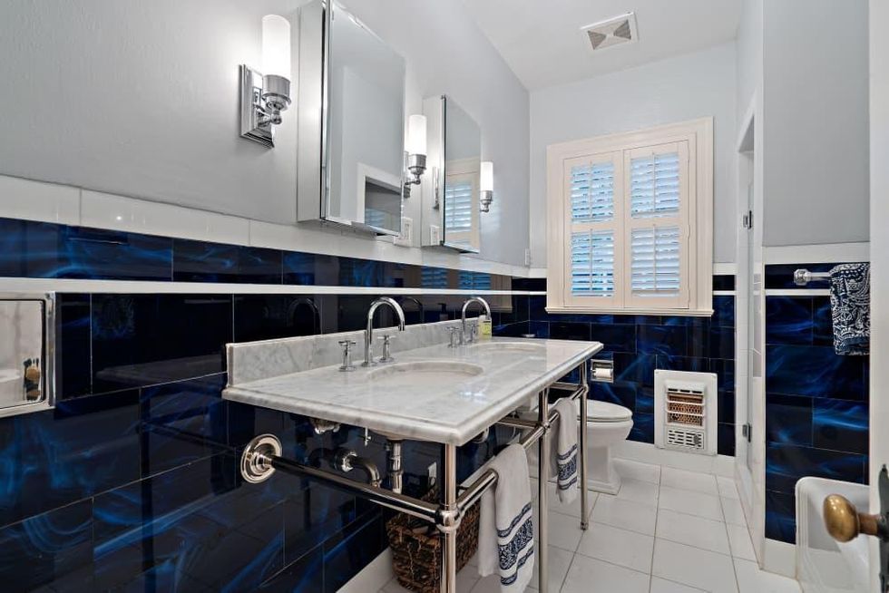 ATX_1104 Reagan Terrace