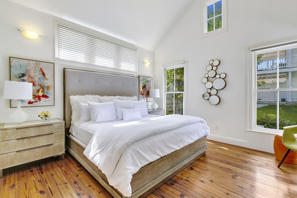 Timeless charm abounds in this renovated 1910 historic Austin home ...