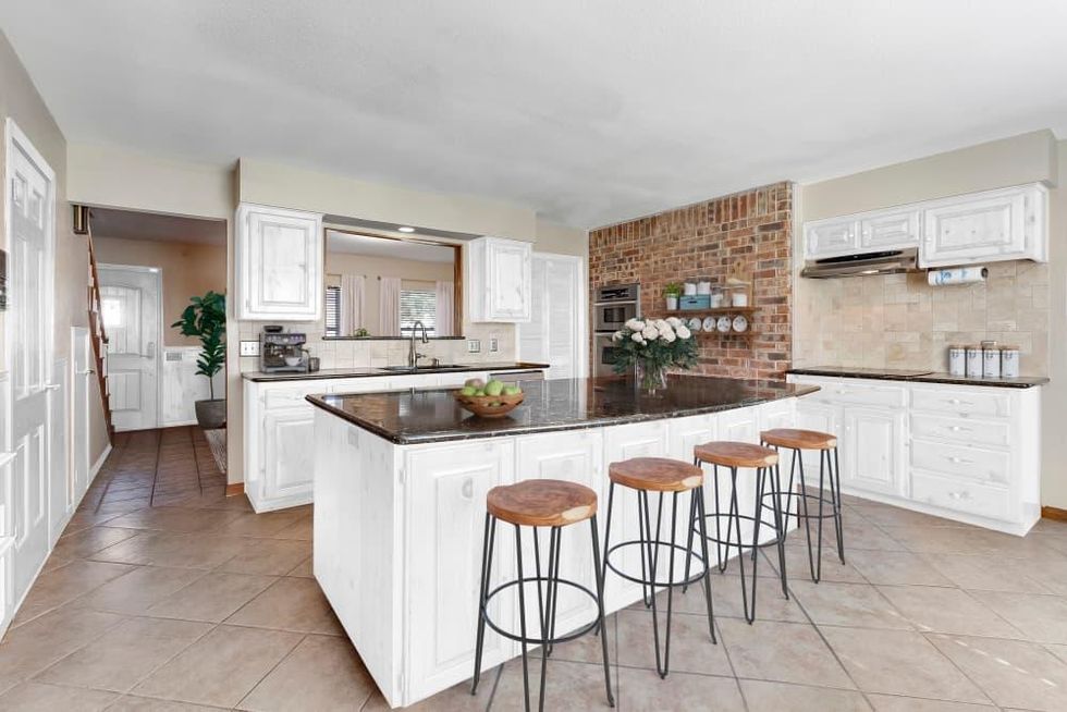 ATX_12209 Tanglewild