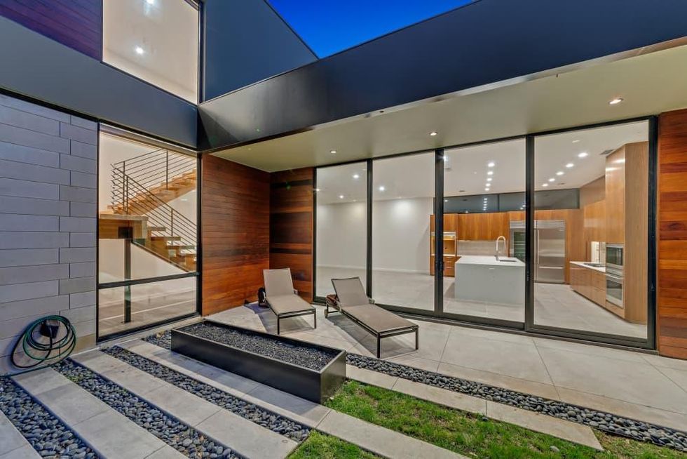 ATX_3203 Three Rivers