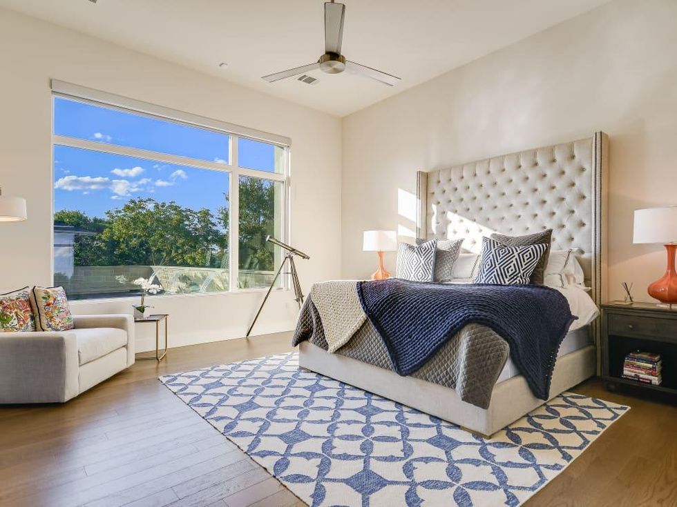 ATX_6504 West Courtyard Drive